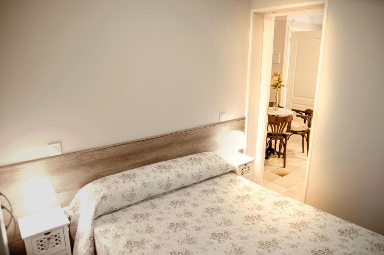 Apartamentos Individuales Con Piscina Galapagar Zewnętrze zdjęcie